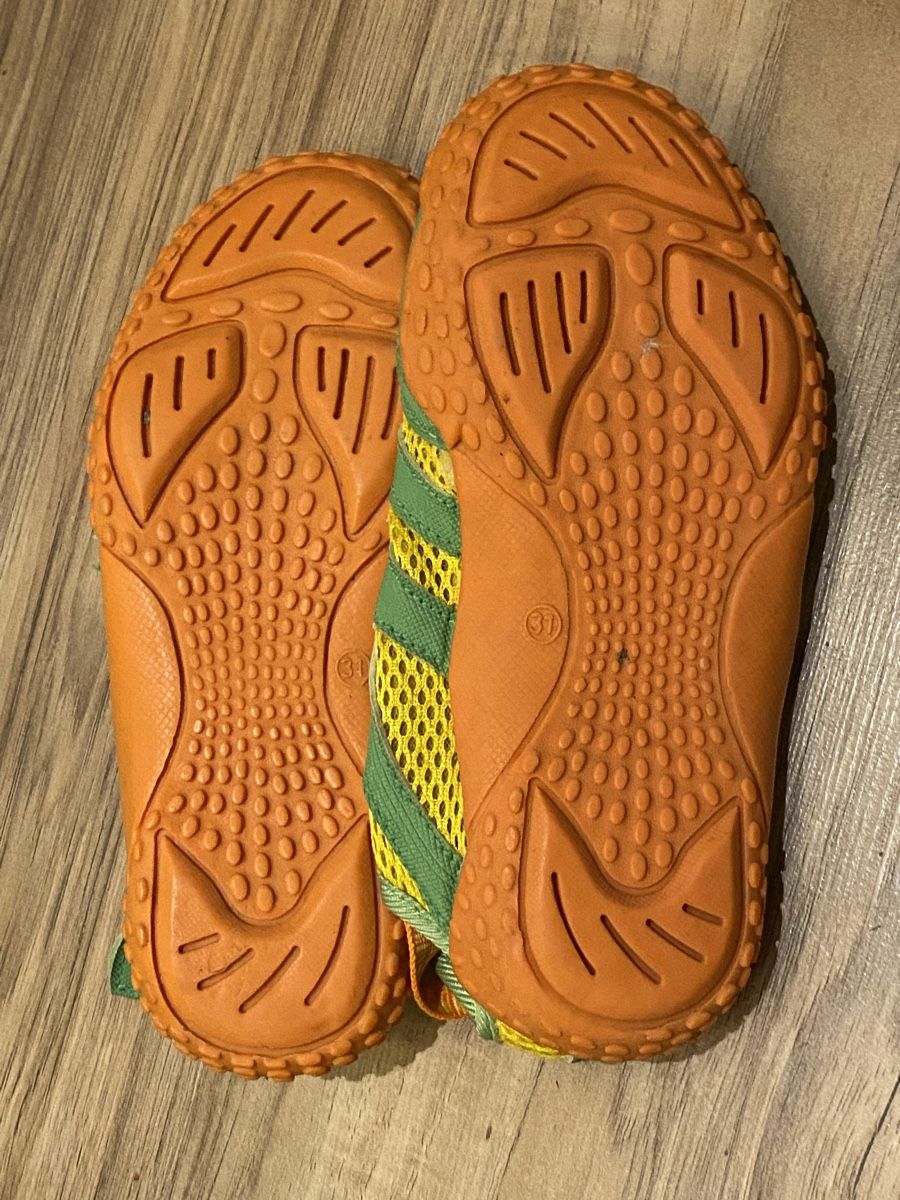 Scarpe per ragazzi: Kidz Badeschuhe Grösse 31 – Usato da Grasswil venduto da pp7830 2