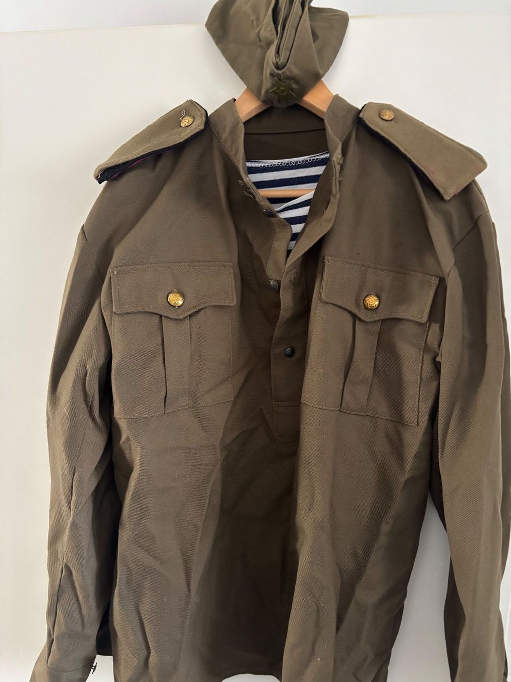 Uniformi: WW 2 Soviet Konvolut – Nuovo (secondo la descrizione) da Frenkendorf venduto da Rabe.ch