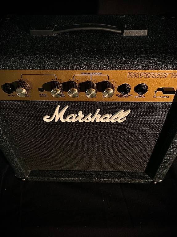 Marshall Verstärker: Amplificateur Marshall 8010 ValveState 10 – Gebraucht aus La Chaux-de-Fonds von Simone1180 2