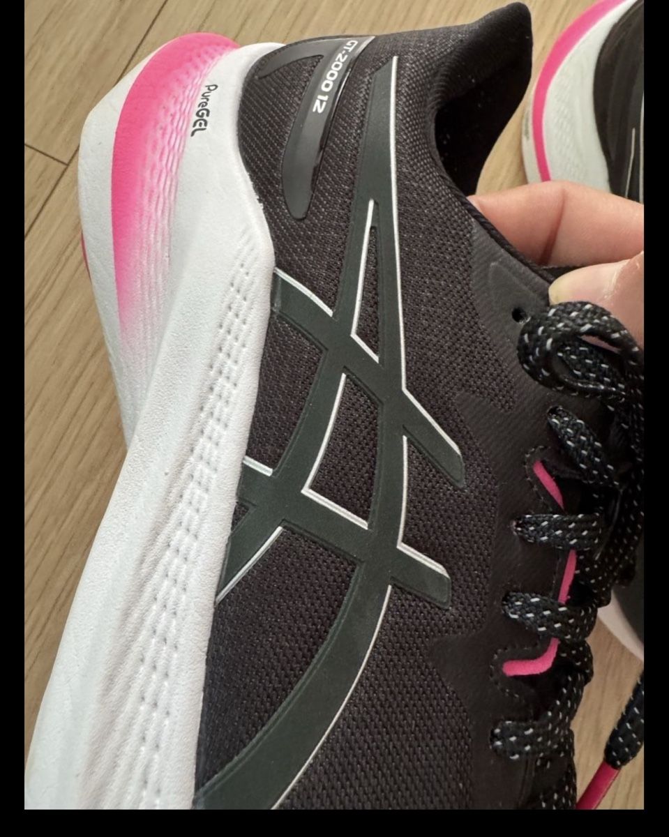 Asics Chaussures hommes: Asics Laufschuhe – D'occasion à Buchs AG par MiWeFe17 2