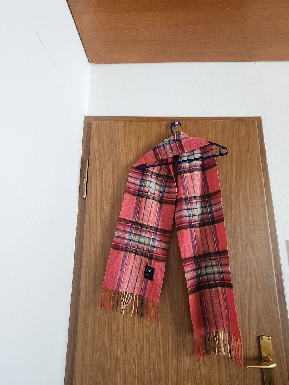 Foulard & Sciarpe: Écharpe Codello motif carreaux rouge  – Usato da Niedergösgen venduto da Eva2410 1
