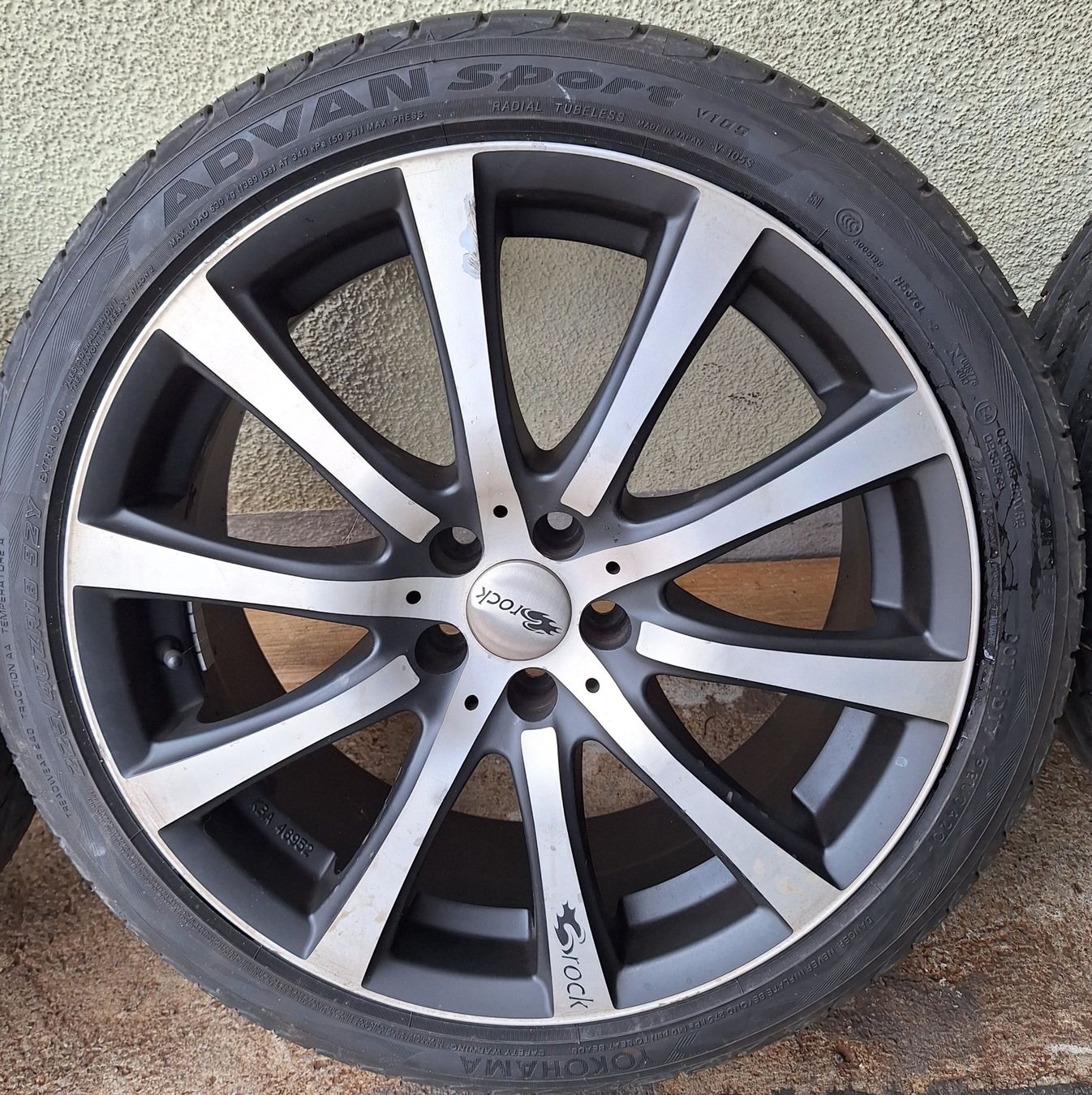Pneumatici & Ruote complete: 225 45 ZR18 Golf4 5x100 – Usato da Buchs venduto da Loreanda 4