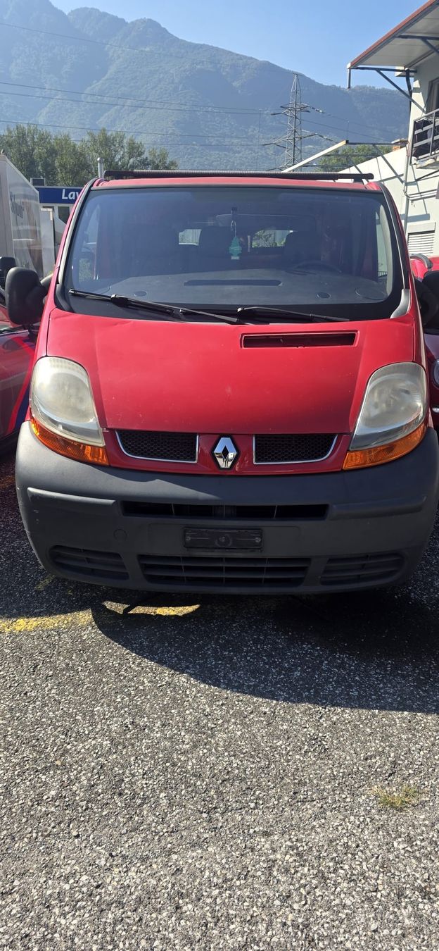 Renault Véhicules utilitaires: Renault Trafic 1.9 Dci – Défectueux à Bellinzona par AbPlatz83 2