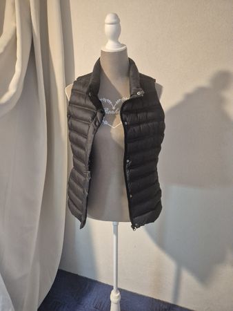 Damen Weste Mango schwarz gesteppt Grösse M Zustand gut