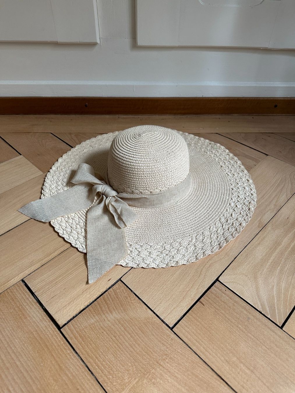 Hüte, Mützen & Caps: Sonnenhut Schlapphut beige – Gebraucht aus Zürich von Diazaio