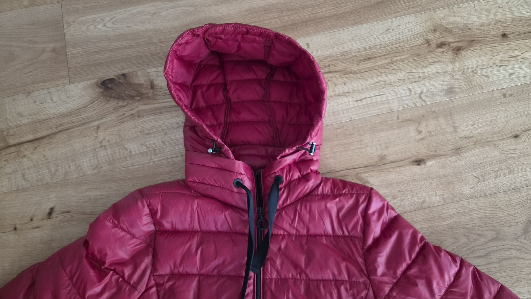 Esprit Giacche: Daunenjacke ESPRIT, M – Usato da Frasnacht venduto da MiraBelle79 2
