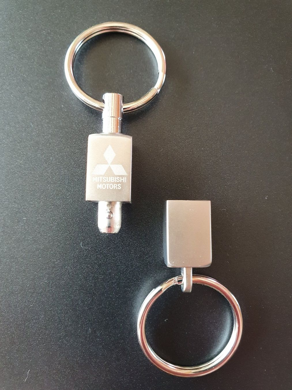 Schlüsselanhänger & - bänder: Mitsubishi Schlüsselanhänger – Neu und originalverpackt aus Rothenburg von Bleonhard