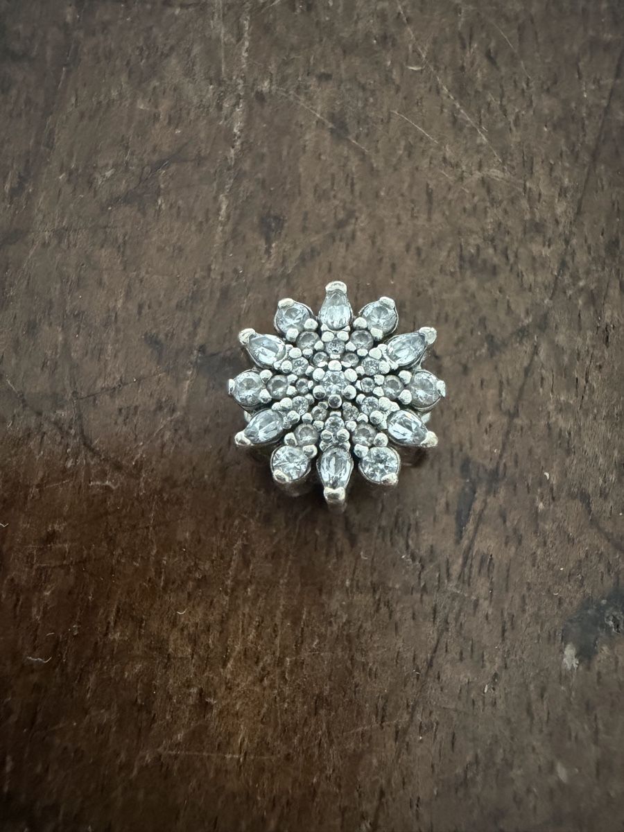 Ciondoli: Pandora charm argento stella pavé – Usato da Andermatt venduto da DCC_70