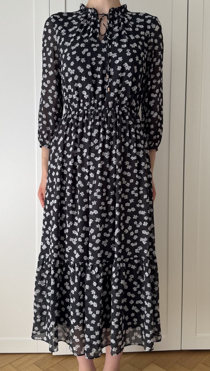 Vestiti: Kleid mit Blumenprint – Usato da Zürich venduto da m_secondhand