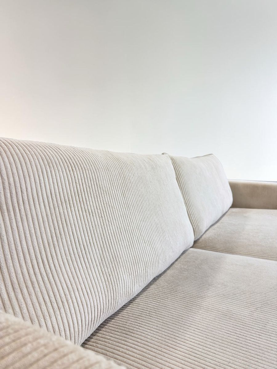 Divani: Ecksofa Beige-Creme aus Cordstoff – Usato da Bachenbülach venduto da Sofalab.swiss 2