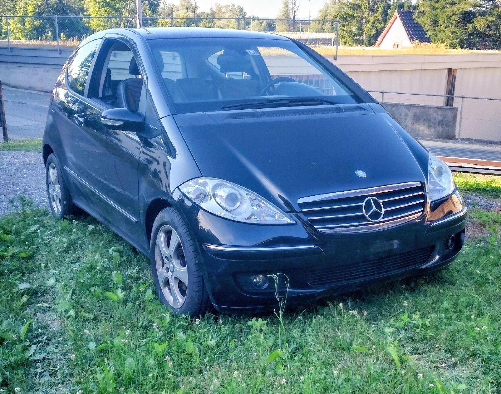 Mercedes-Benz Autos: Mercedes-Benz A 170 – Defekt aus Rheineck von inbo