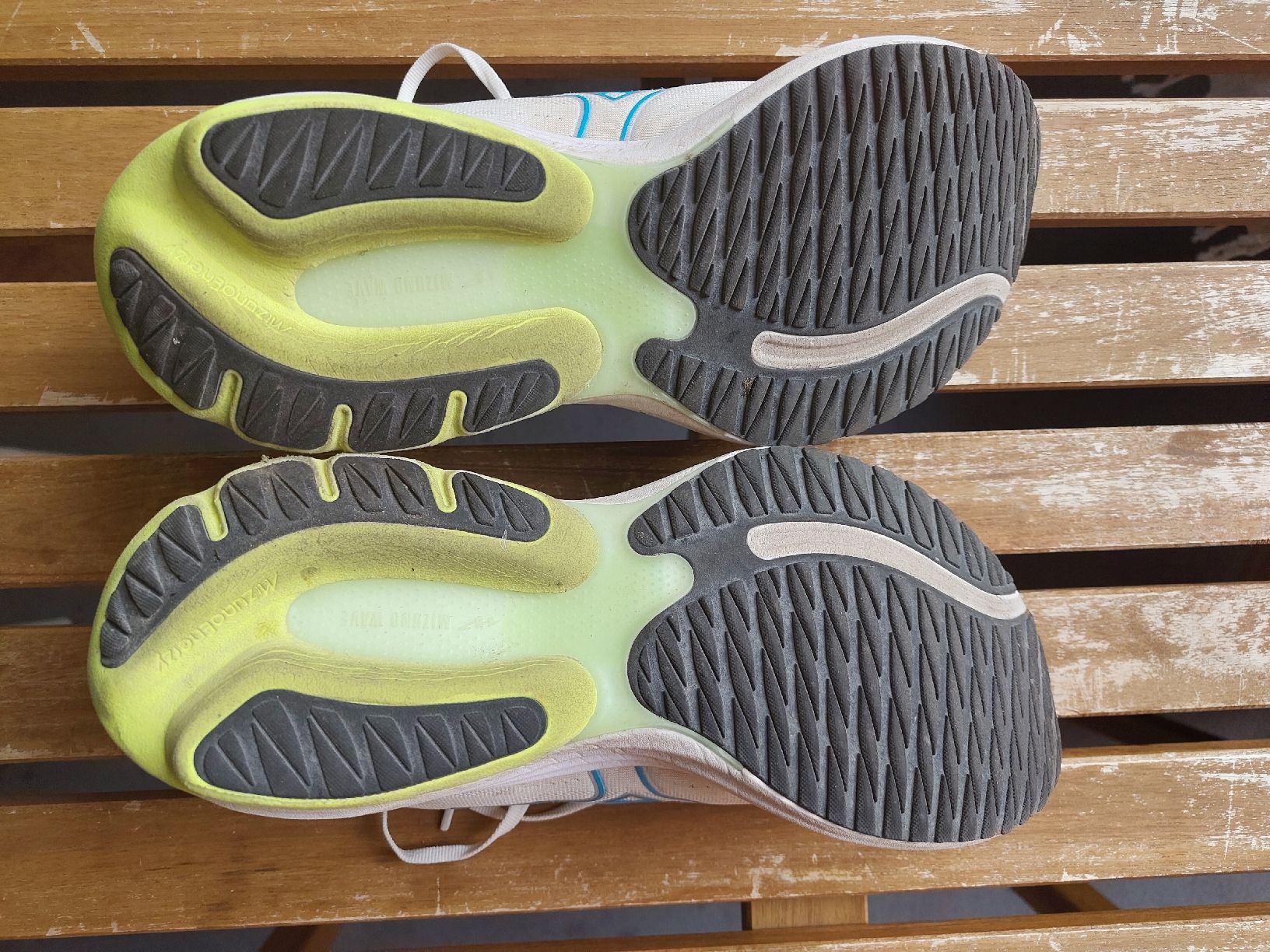 Mizuno Herrenschuhe: Mizuno Wave Ultima 17 Grösse 43 – Gebraucht aus Bern von mwa_xj5p 2