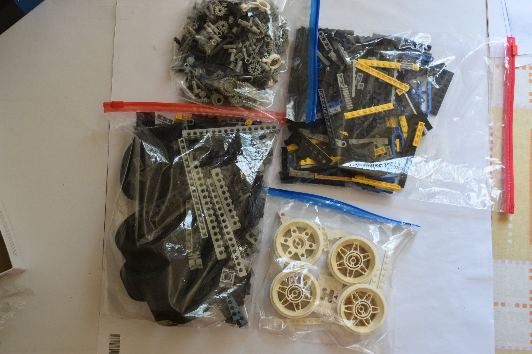 Lego Jeux de construction: Lego Technic 8880 Super Car – D'occasion à Zürich par johnny.tifosi 1