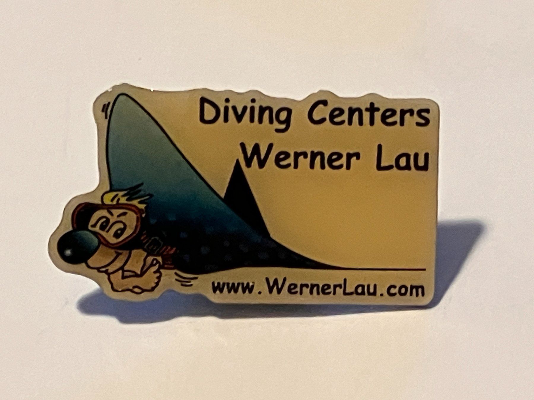 Placchette & Badge: 1 Pin Diving Centers Werner Lau – Usato da Basel venduto da djwwpp