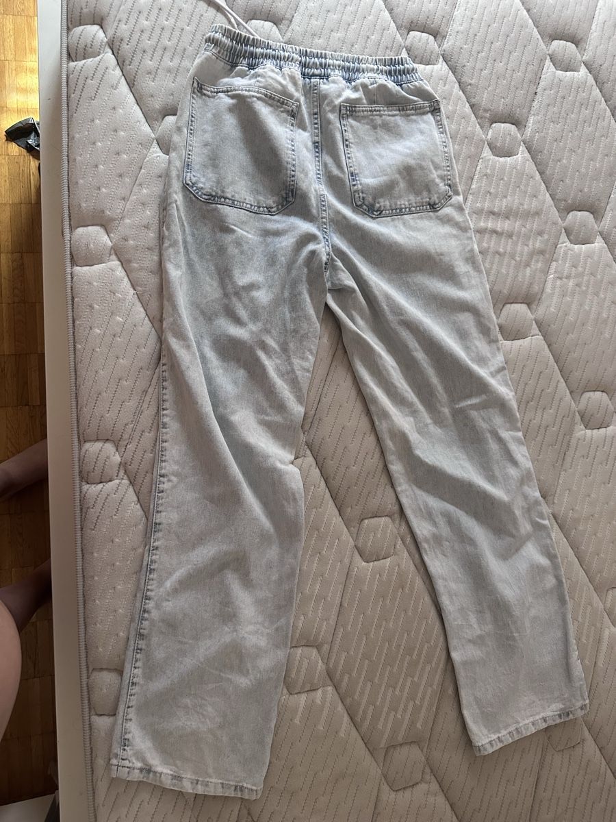 Bershka Jeans: Pantalon Bershka Denim taille 36   – Neuf avec emballage d'origine à Onex par ale_5fgb 1