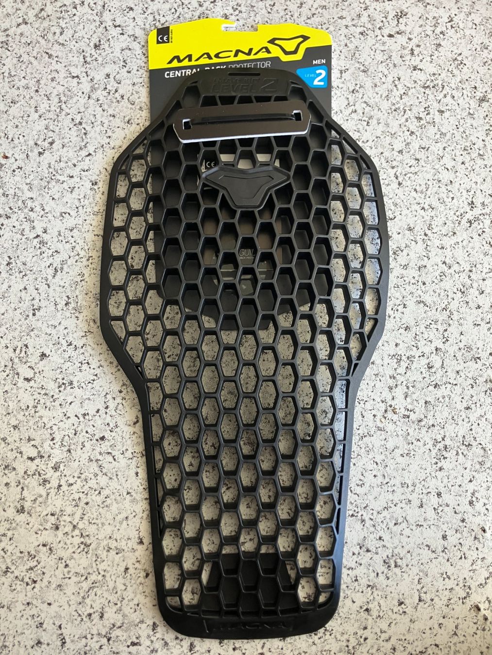 Schutz & Schoner: Men's Motorrad MACNA Rückenprotektor LEVEL 2 NEU Protektor – Neu (gemäss Beschreibung) aus Thun von heart-over-mind