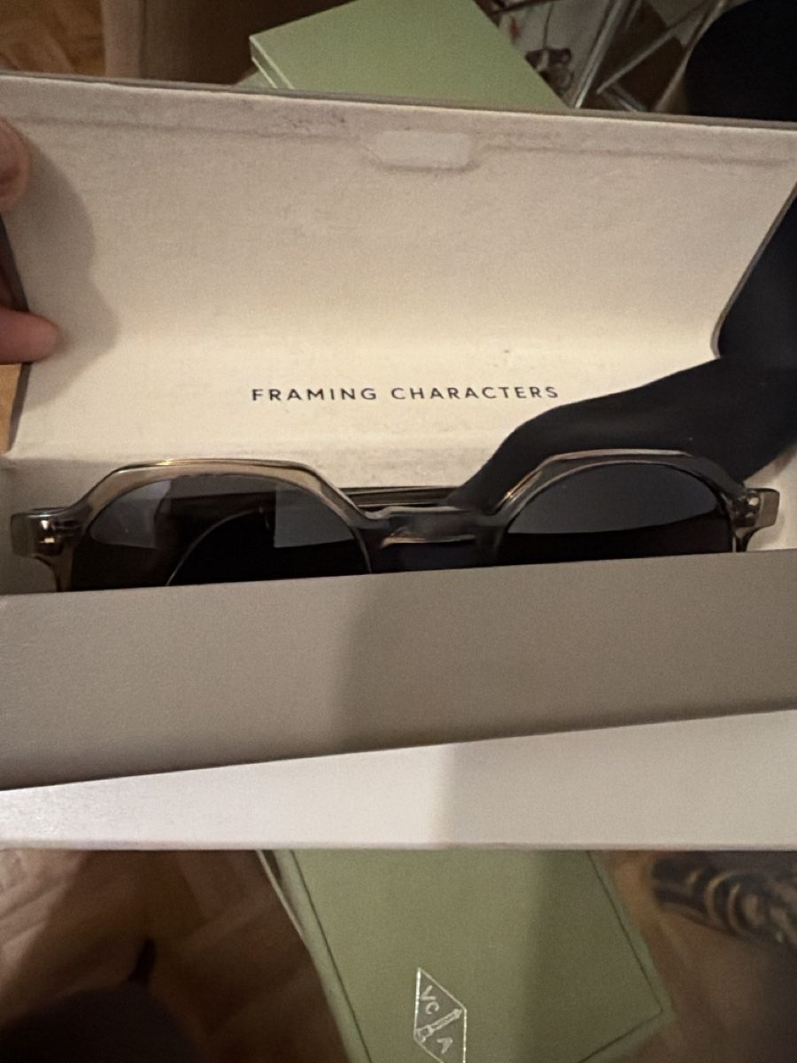 Lunettes & Verres: Framing characters sunglasses handmade  – Neuf (Voir description) à Genève par val_rp9x 2