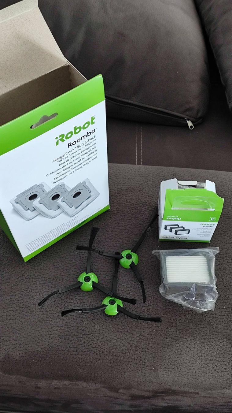 Irobot Aspirapolveri & Accessori: iRobot Roomba j7+ mit CleanBase und Zubehör – Usato da Oberrohrdorf venduto da Gravedigga 3
