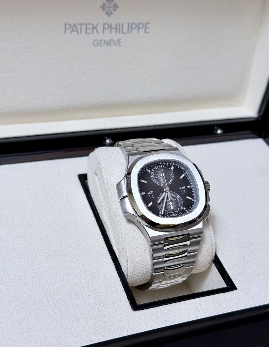 Patek Philippe Orologi: Patek Philippe 5990/1A-001 NEW  – Nuovo (secondo la descrizione) da Zürich venduto da WATCHROOM 4