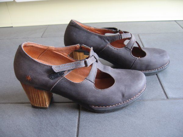 Art Scarpe da donna: Art belles chaussures en taille 38! – Usato da Champlan venduto da baghera12