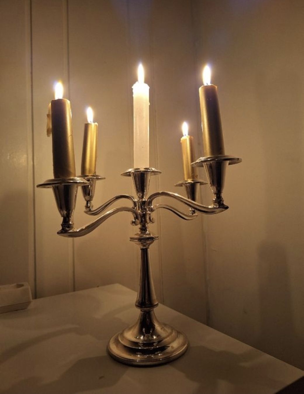 Portacandele: Candelabre 5 branches bon état – Usato da Tannay venduto da v1n1p00h 1