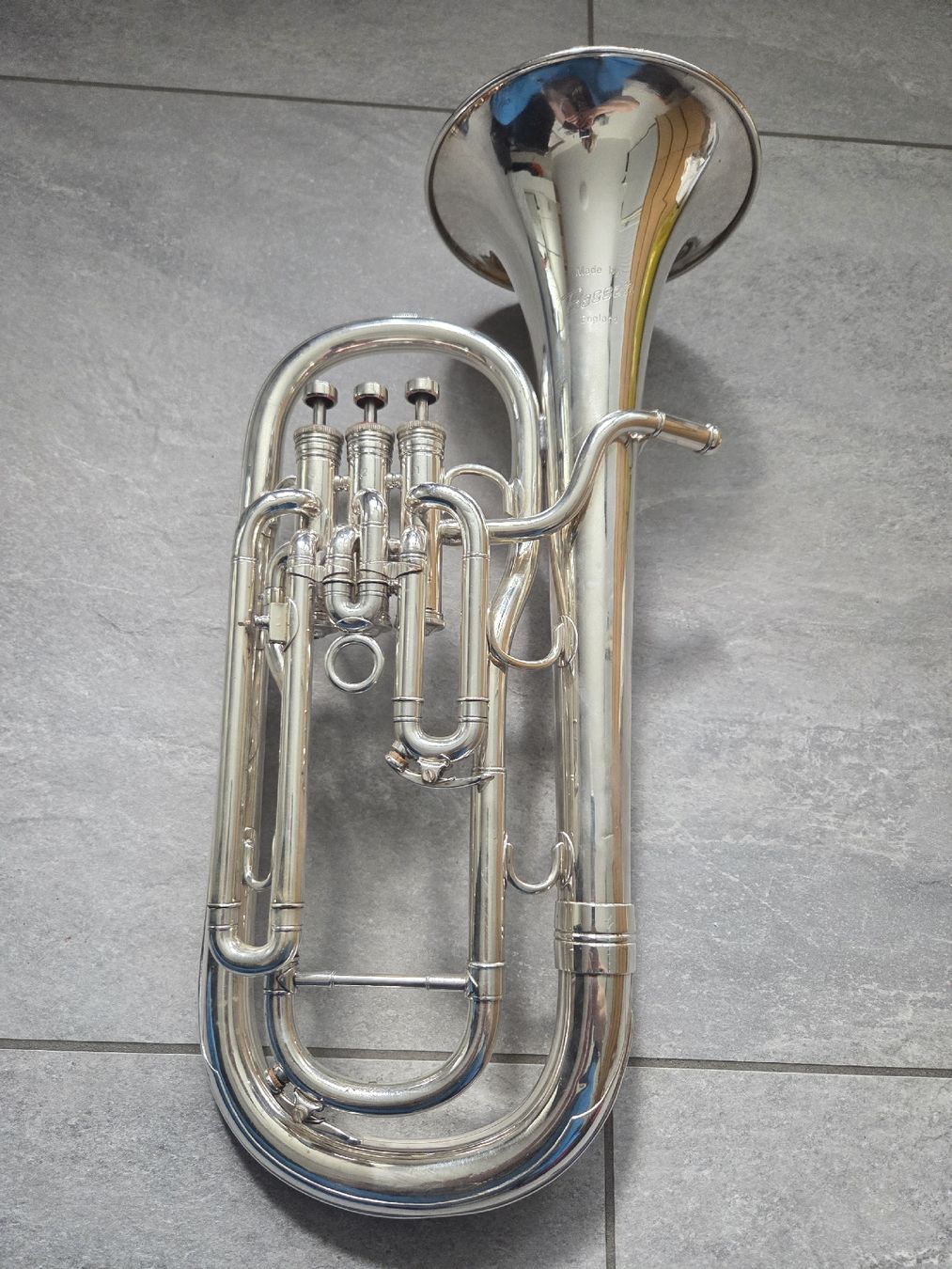 Besson Strumenti musicali: Alto Horn Besson – Usato da Personico venduto da globoz 3
