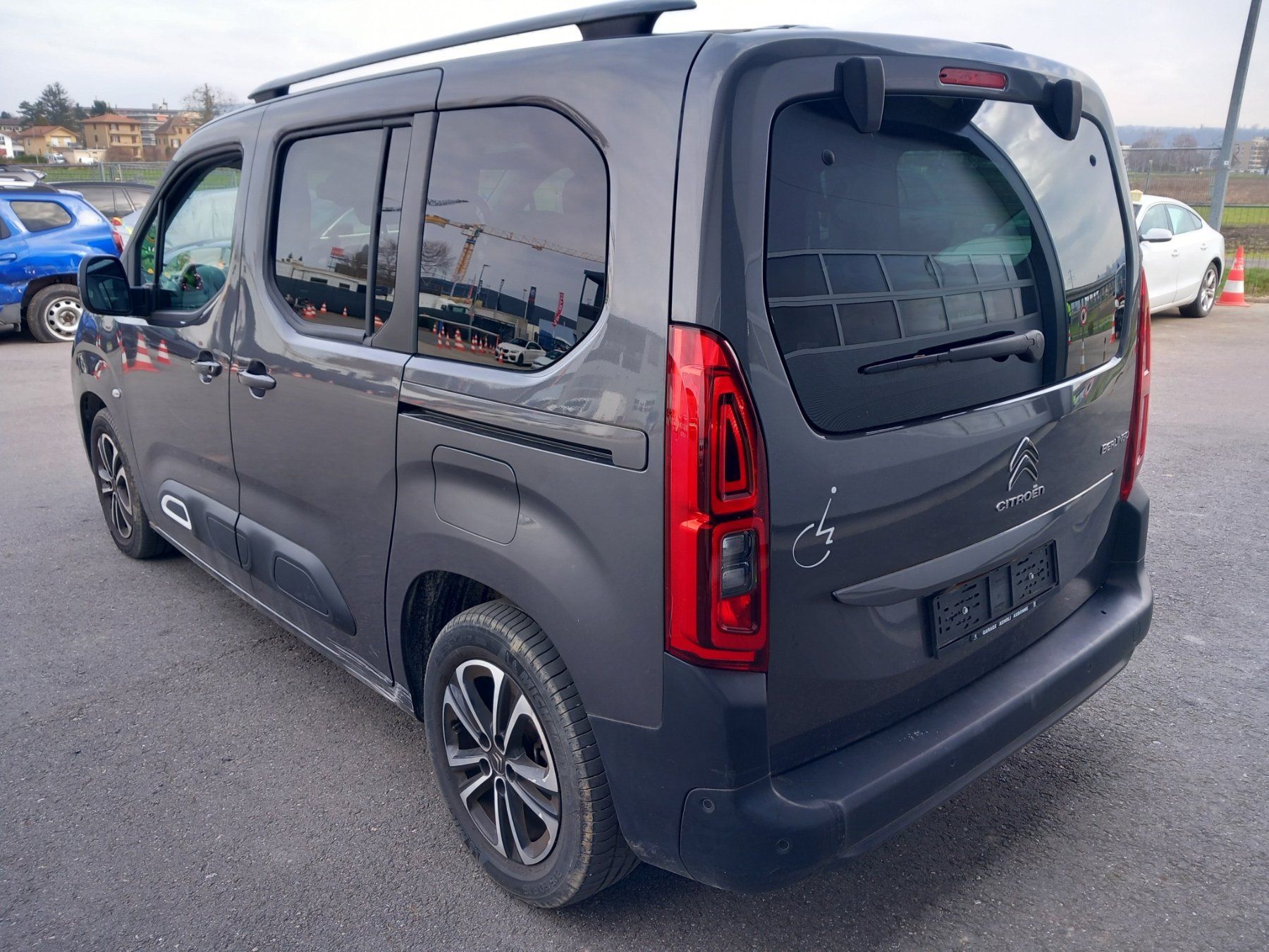 Citroën Autos: Citroen Berlingo 1.2 iSTT – D'occasion à Yverdon-les-Bains par  2
