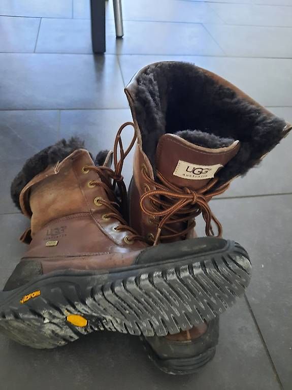 Damenschuhe: UGG Adirondack Grösse 40  – Gebraucht aus Liebefeld von mariposa81 3