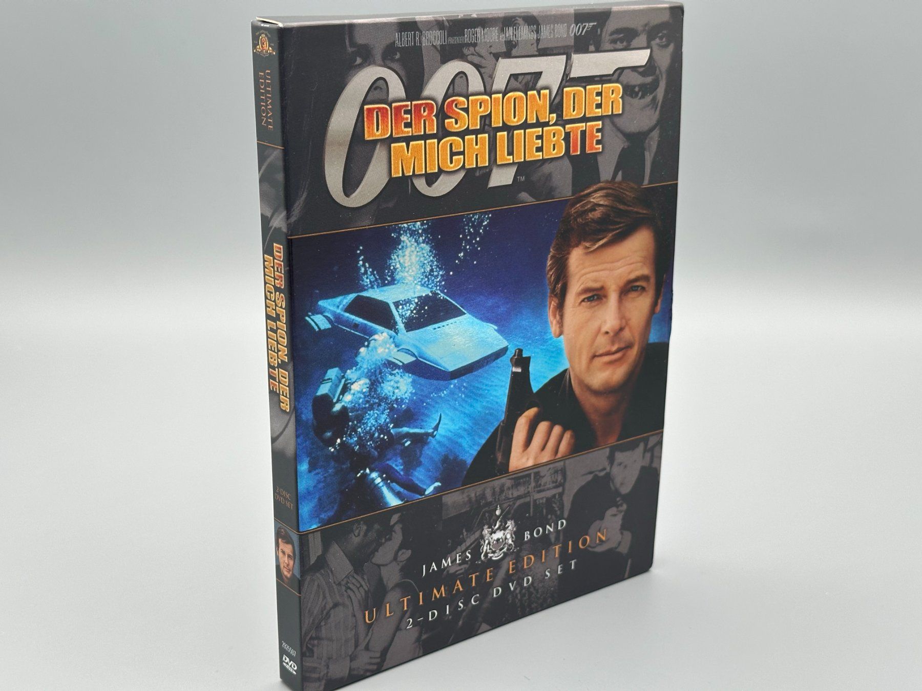 Tutti i DVDs: 007 Der Spion der mich liebte - DVD – Usato da Schlieren venduto da selected_goods