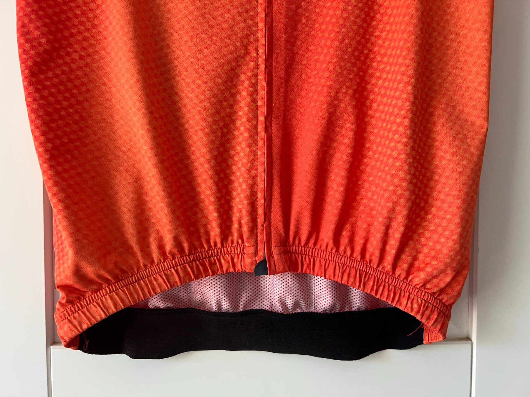 Leibchen & Hosen: Q36.5 Maillot de cyclisme taille M – Gebraucht aus Cossonay-ville von Super-Price-Quality 2