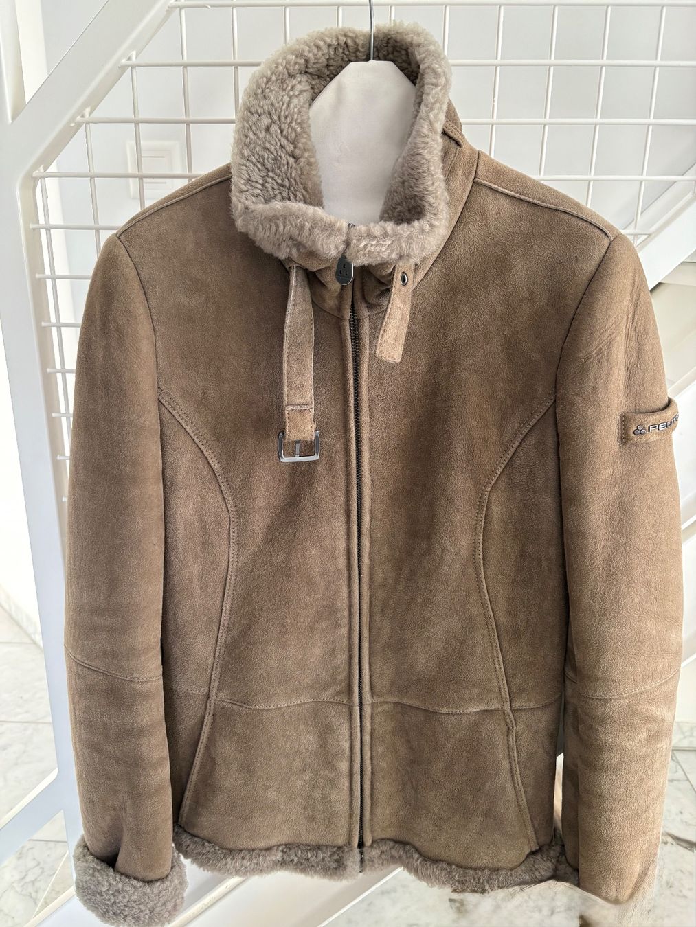 Peuterey Giacche: Lammfelljacke Peuterey, Gr. IT 42 – Usato da Kilchberg venduto da boudoir076 1