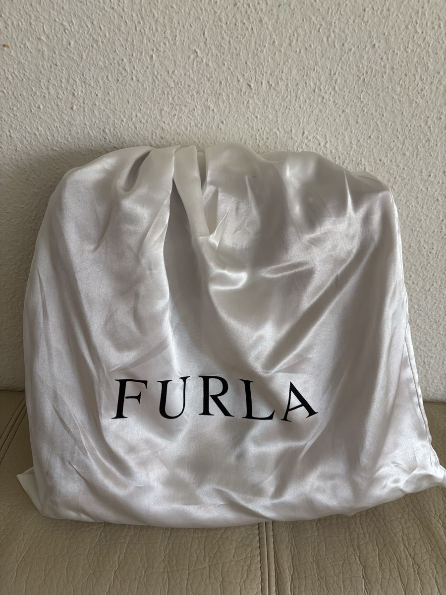 Furla Taschen für Damen: Original Furla Damenhandtasche – Gebraucht aus Basel von Ellya 8