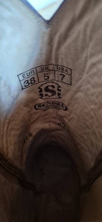 Scarpe da donna: SENDRA BOOTS GR. 38 – Usato da Schwanden im Emmental venduto da Jella1 1