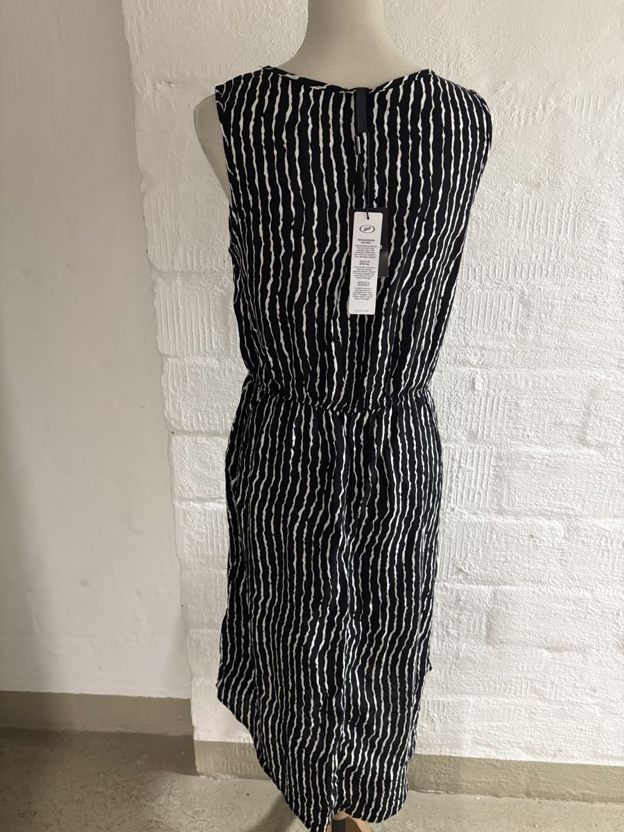 Vestiti: Damen Kleid,Gr.M – Nuovo (secondo la descrizione) da Winterthur venduto da Nena222 2