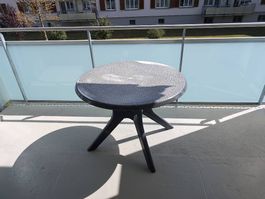 Gartentisch