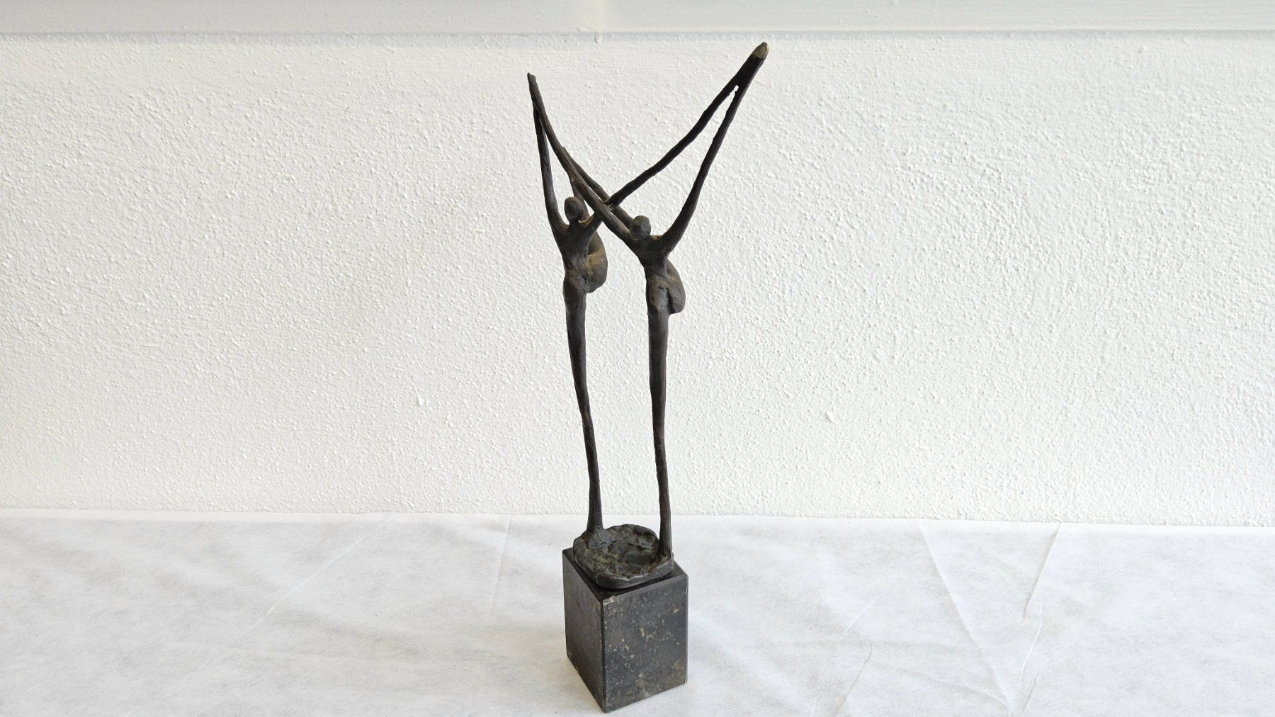 Sculptures & Statues: Sculpture vintage sgnée – D'occasion à Malleray par Frederic24 7