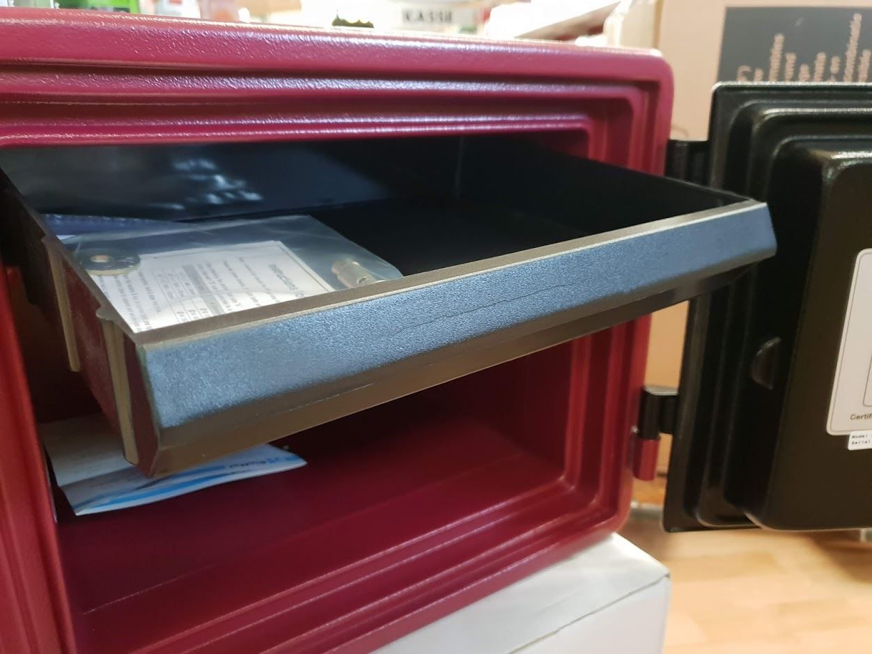 Casseforti: Safe Feuerschutz - Tresor VT-FS Rot – Nuovo e nell'imballaggio originale da Koppigen venduto da Bracher_Mail-House 2