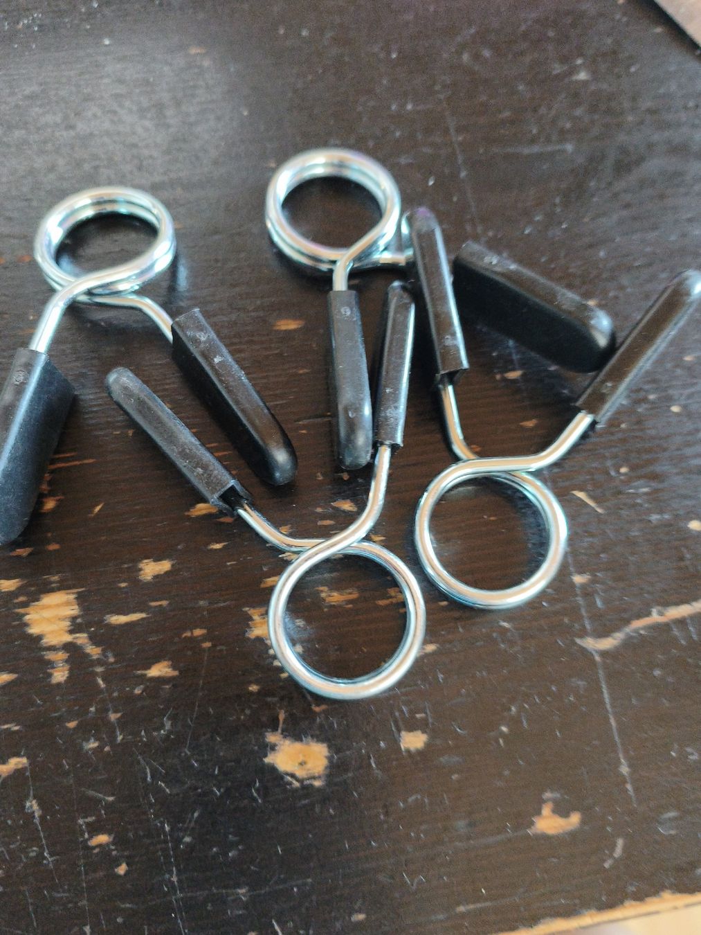 Tutti gli attrezzi: Federverschluss Gripper / barbell clips 4 pcs – Usato da Weisslingen venduto da nizanra