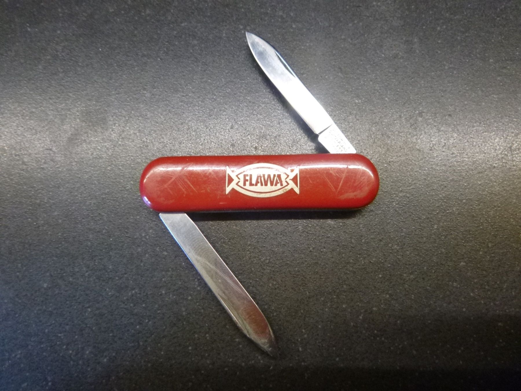 Victorinox Taschenmesser: Taschenmesserchen Victorinox/Victoria – Gebraucht aus Freudwil von Traktor57