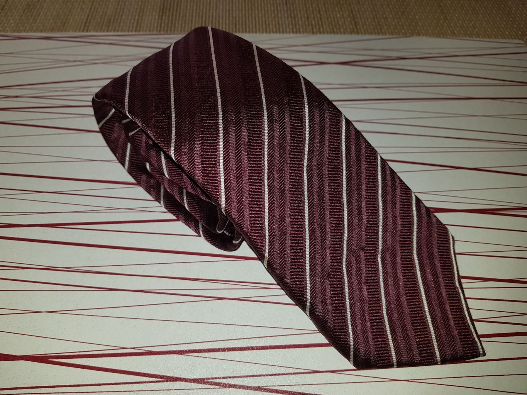 Hugo Boss Cravatte: Cravate/Krawate   HUGO BOSS – Usato da Cossonay-ville venduto da Super-Price-Quality 1