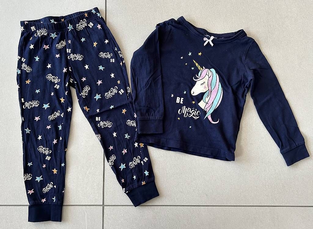 Pigiama & Simili: Pyjama Set Grösse 98/104 Zweiteiler  – Usato da Wil SG venduto da Goldi2010