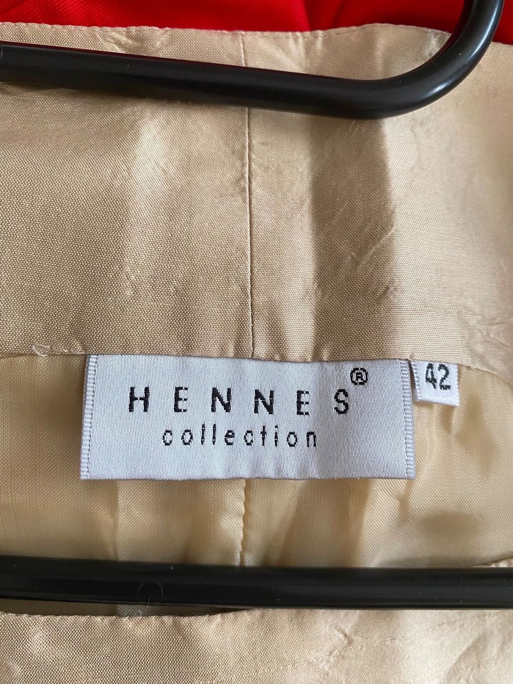 Kleider: Robe beige doree – Neu (gemäss Beschreibung) aus Montreux von iza_peche8 3