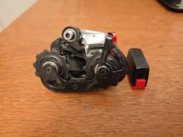 Dérailleur arrière SRAM RED eTap + batterie