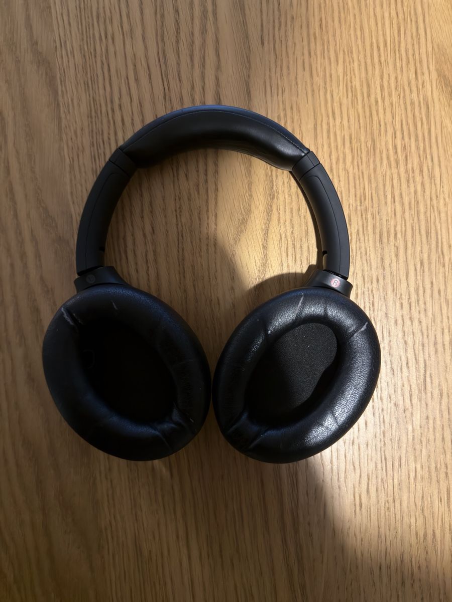 Sony Casques audio: Sony WH-1000XM4 – D'occasion à Zürich par kin_6n6t