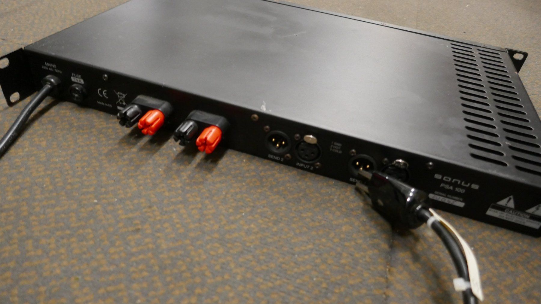 Amplificateurs: Sonus PSA-100 Studio Endstufe 1 HE – D'occasion à Wenslingen par FairlightCMI 4