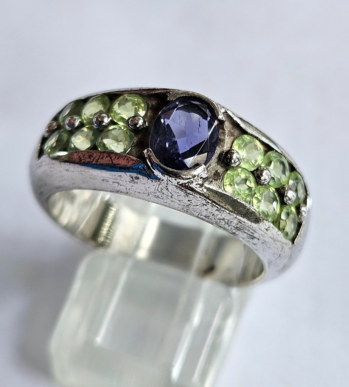 Anelli: Ring Silber mit Iolith und Peridot Grösse 55 – Nuovo (secondo la descrizione) da Zürich venduto da adriben 2
