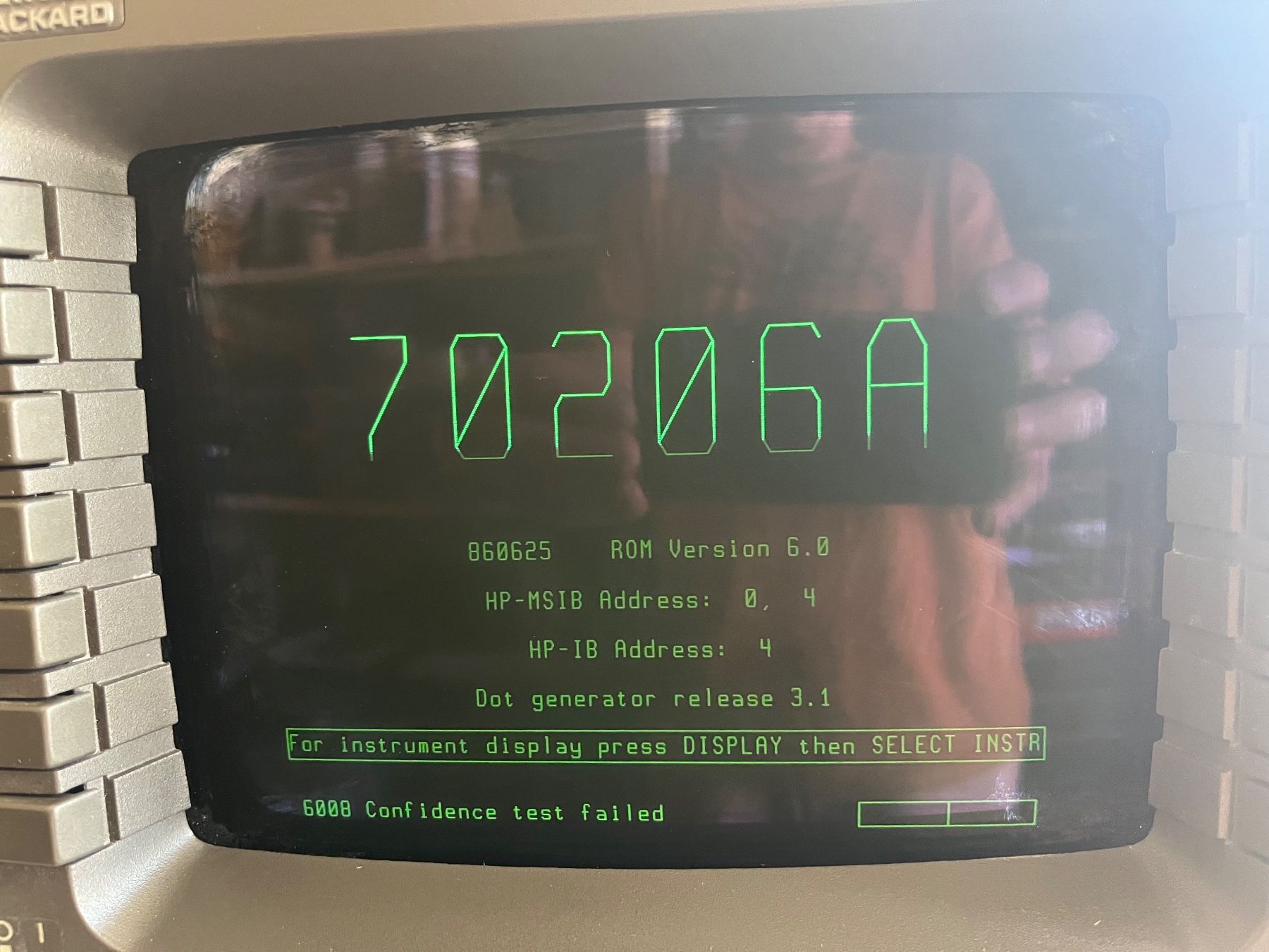 Mesurer: Analyseur de spectre HP 70206A – Défectueux à Delémont par Cannonus 3
