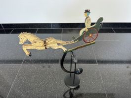 Pferdegespann mit Wagen und Reiter
