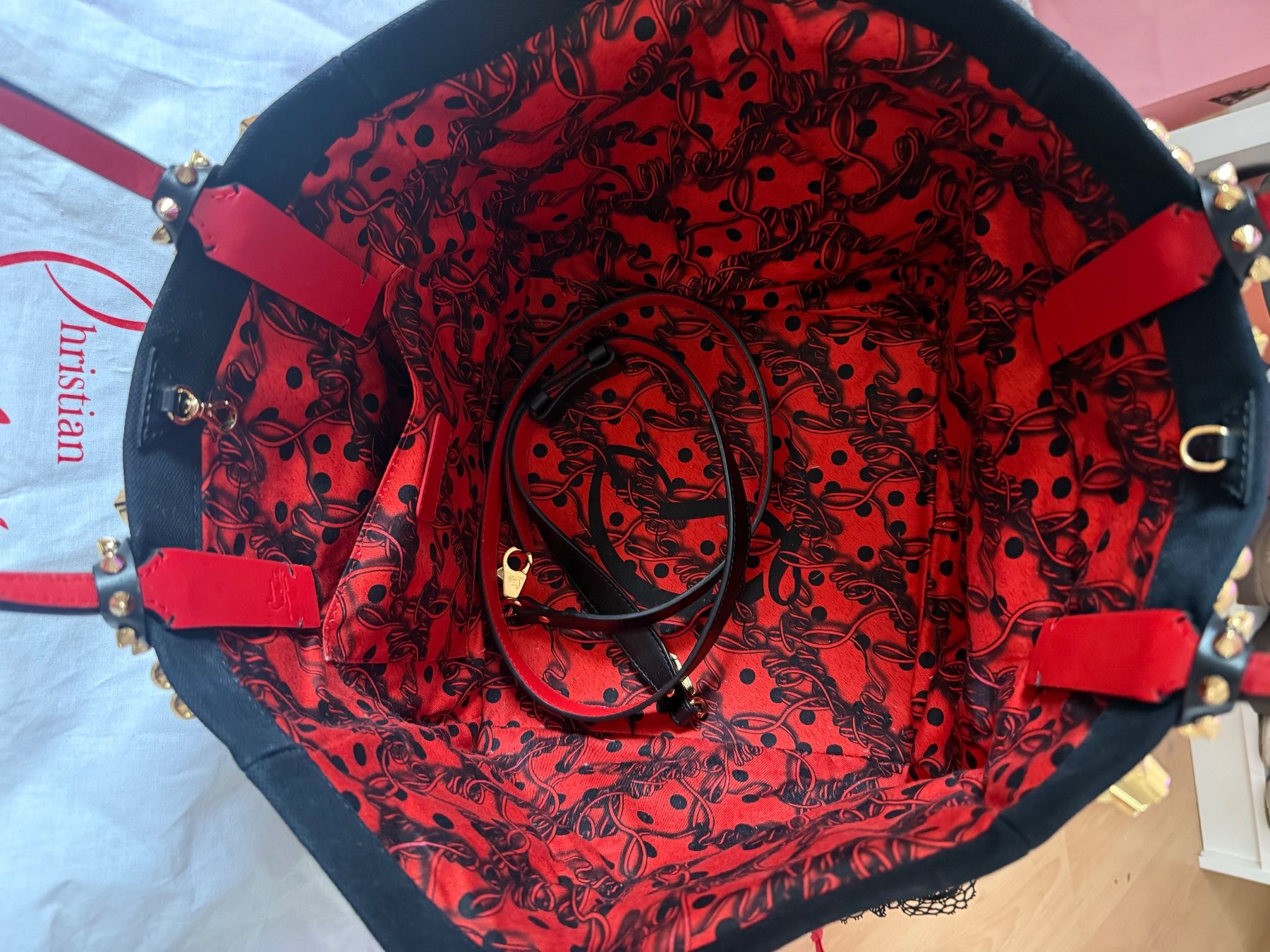 Christian Louboutin Borse da donna: Louboutin Flamencaba Tasche – Nuovo (secondo la descrizione) da Luzern venduto da mou_k6dh 1