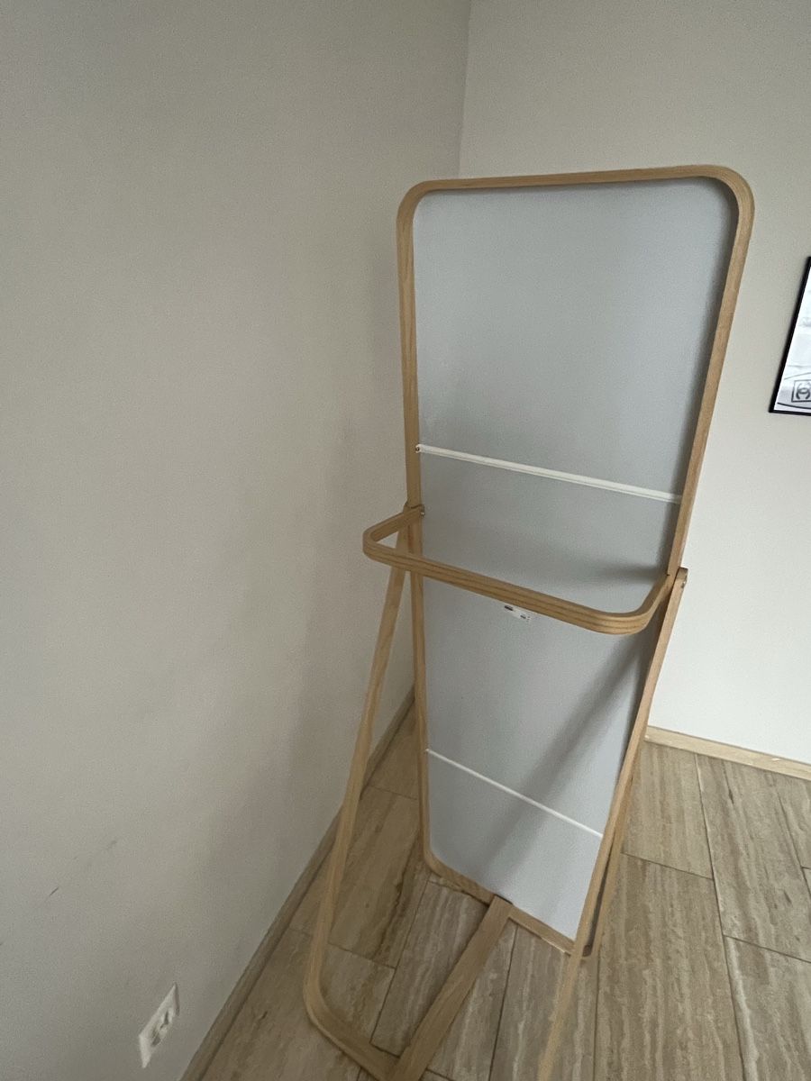 Specchi: Standspiegel, Esche – Usato da Zug venduto da Natatu 1